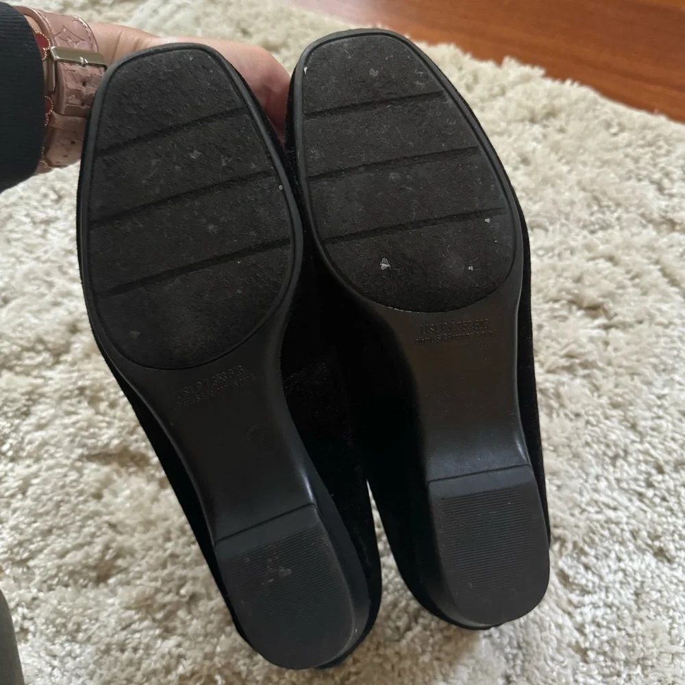 Karen Scott Black Suede Flats - Picture 6 of 6